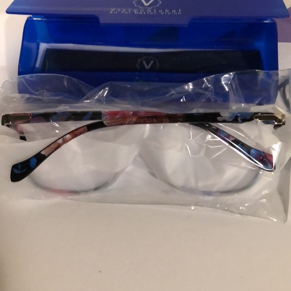 Blue light glasses, heart shaped and readers - Picture 6 of 16